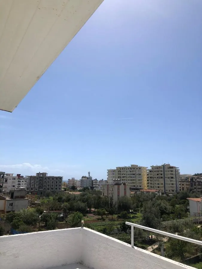 Veizi'S Apartments Himarë