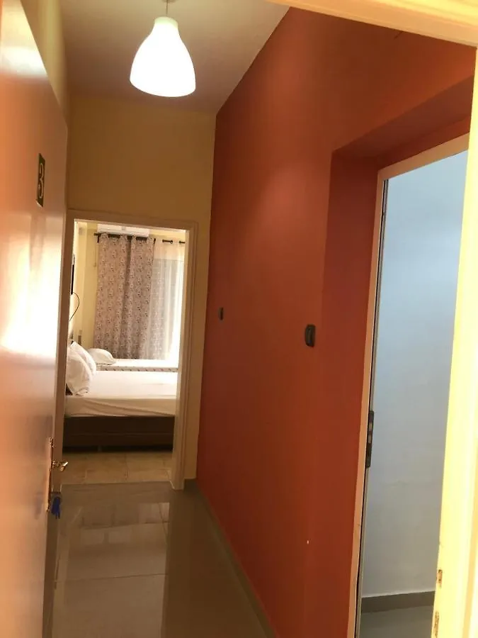 Veizi'S Apartments Himarë Albania
