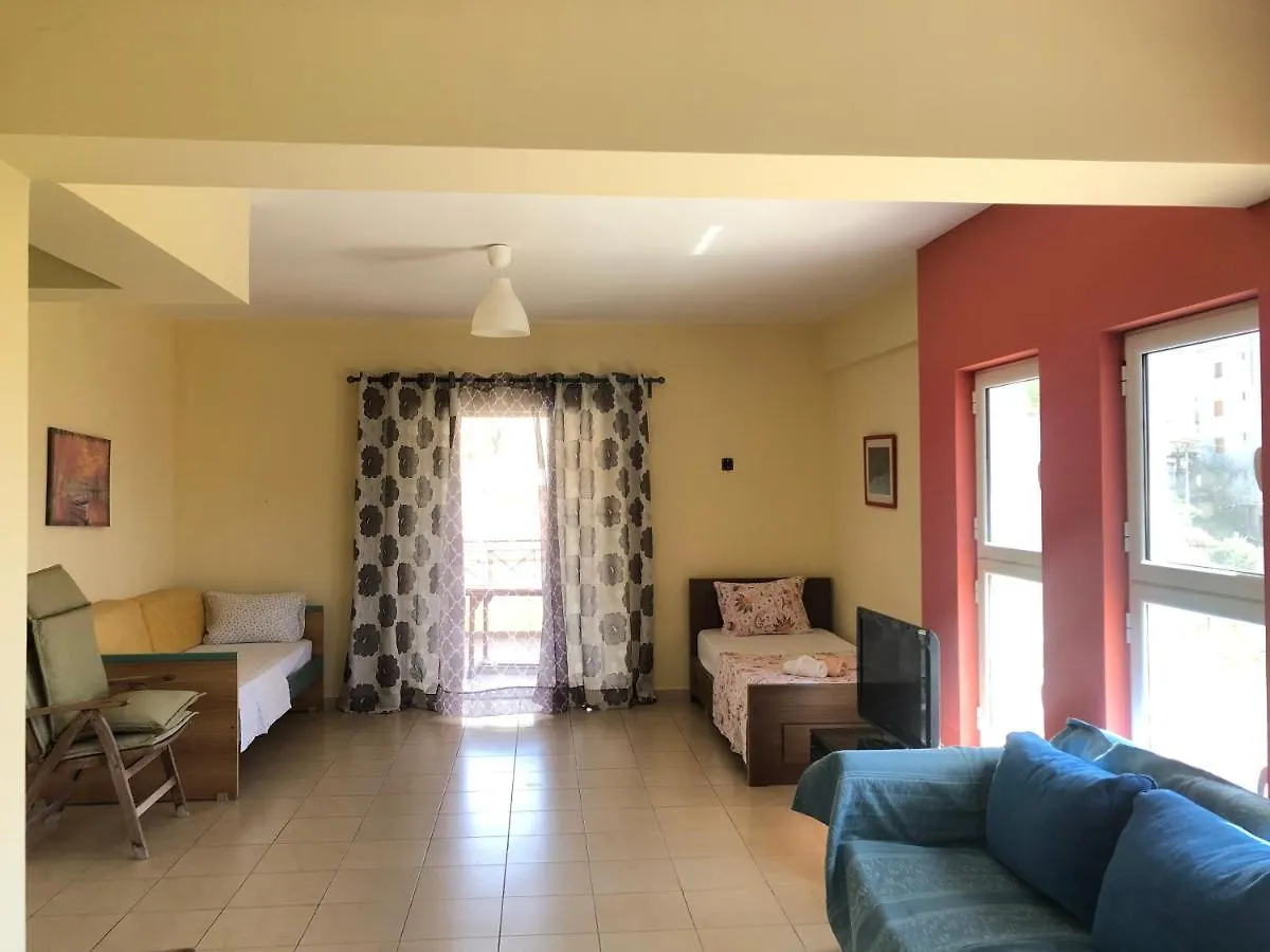 Veizi'S Apartments Himarë